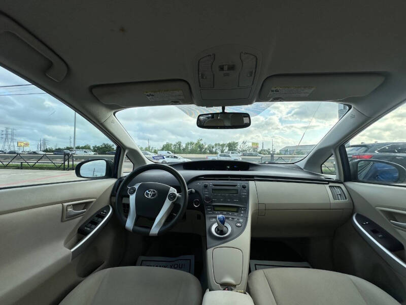 2011 Toyota Prius Two