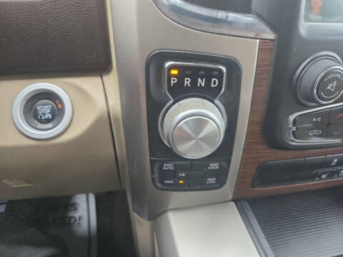 2015 RAM 1500 Laramie