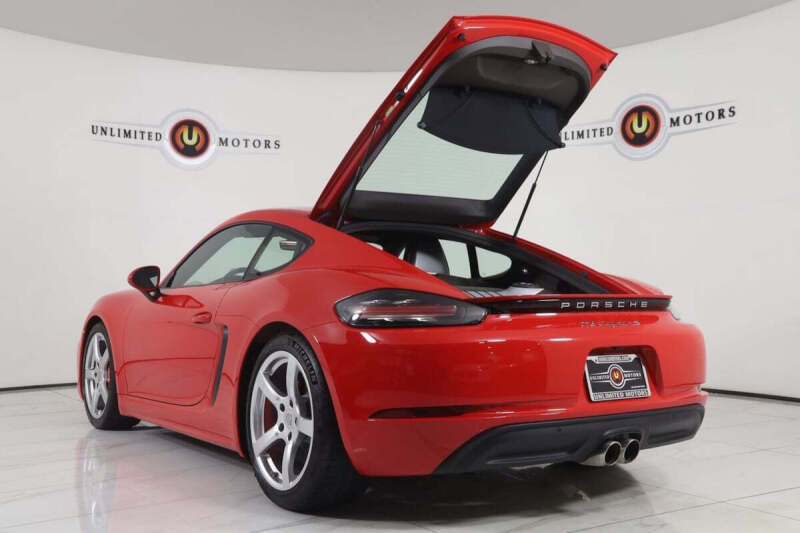 2023 Porsche 718 Cayman S