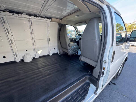2023 GMC Savana 2500