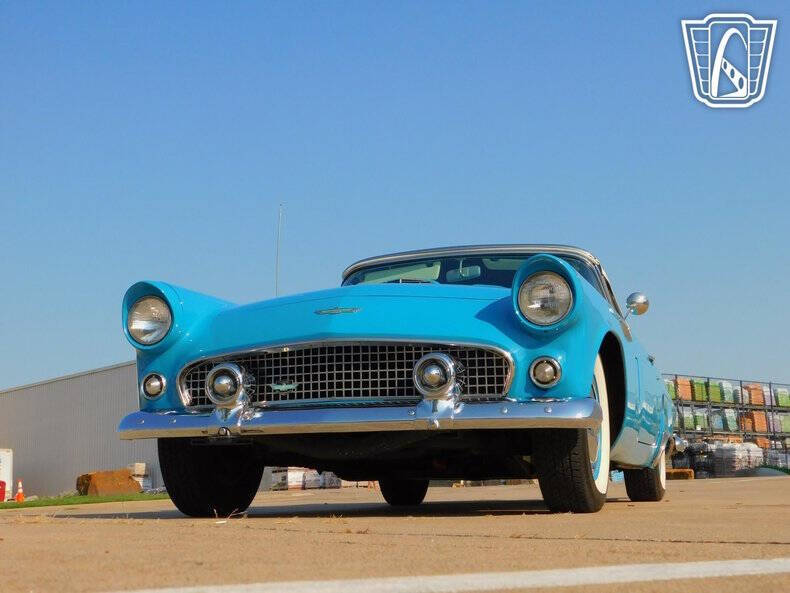 1956 Ford Thunderbird