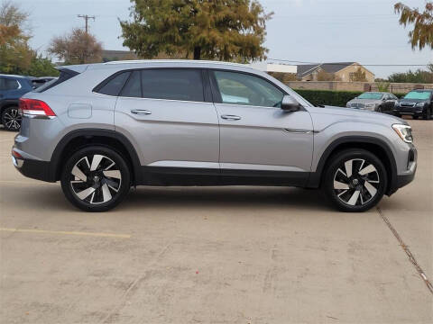 2025 Volkswagen Atlas Cross Sport SE