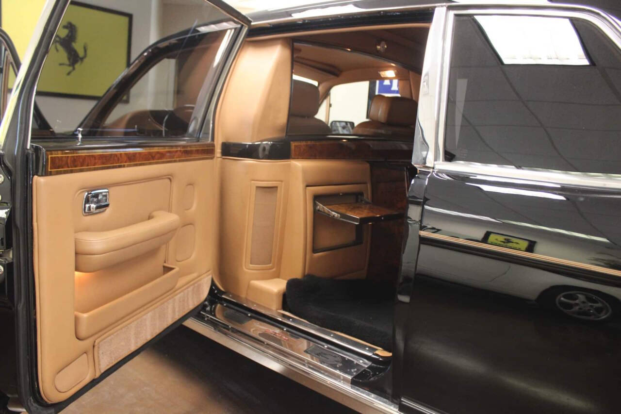 1993 Rolls-Royce Silver Spur II Touring Limousi 34