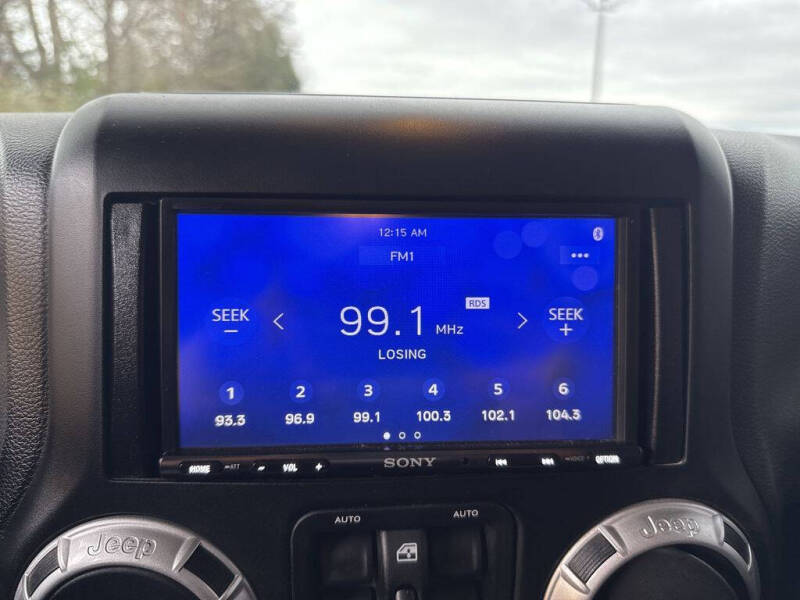 2014 Jeep Wrangler Unlimited Freedom Edition