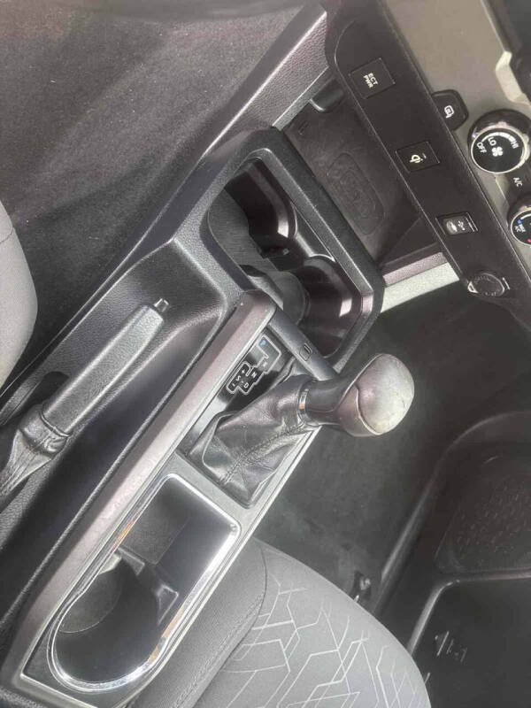 2017 Toyota Tacoma SR5 V6