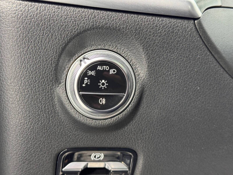 2024 Mercedes-Benz C-Class AMG C 63 S E Performance