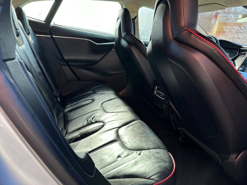 2014 Tesla Model S P85