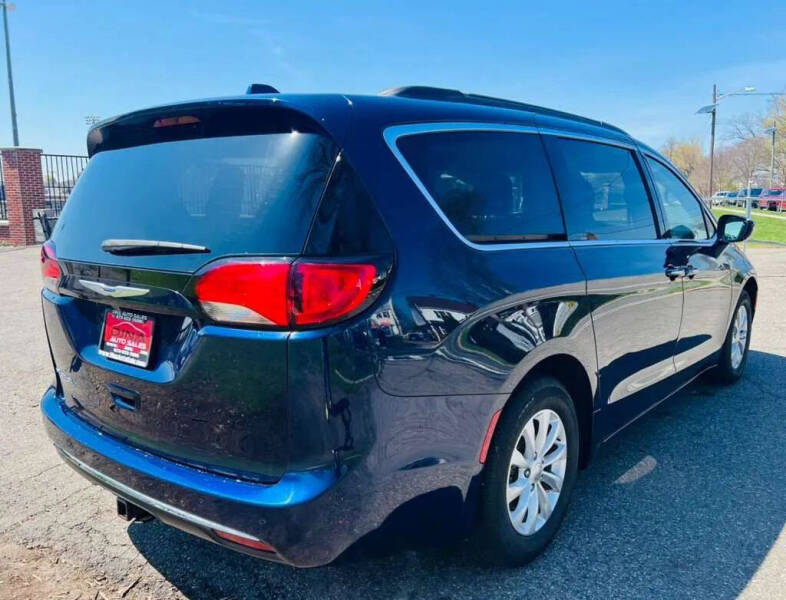 2019 Chrysler Pacifica Touring Plus