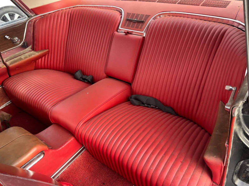 1965 Ford Thunderbird