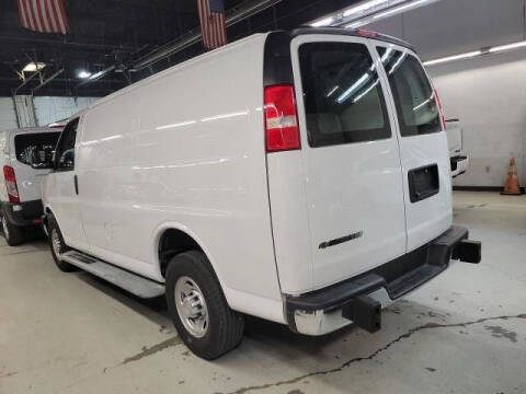 2024 Chevrolet Express 2500