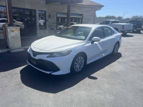 2018 Toyota Camry for sale at Performance Motors Killeen Second Chance in Killeen TX