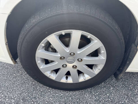 2011 Chrysler Town and Country Touring-L