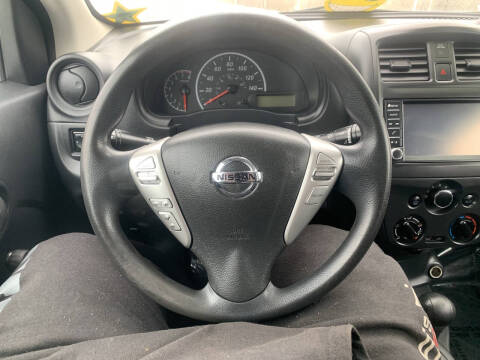 2019 Nissan Versa S Plus
