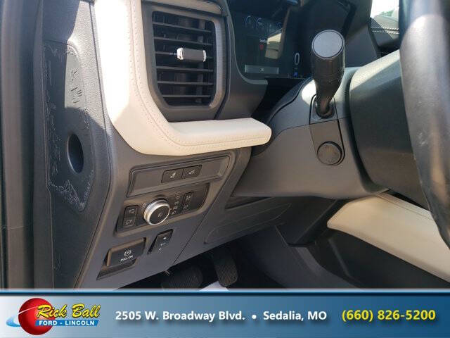 2022 Ford Expedition MAX Platinum