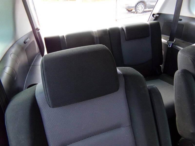 2006 Mazda MAZDA5