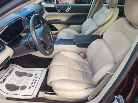 2017 Lincoln Continental Select