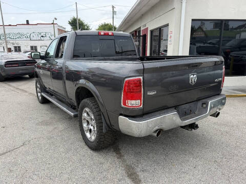 2017 RAM 1500 Laramie