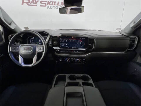 2024 GMC Sierra 1500 Elevation Standard