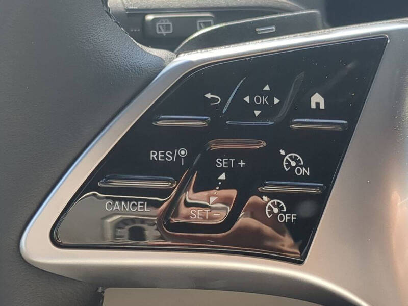 2025 Mercedes-Benz GLB GLB 250