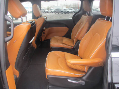 2022 Chrysler Pacifica Pinnacle