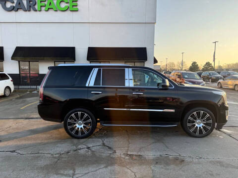 2016 Cadillac Escalade Luxury Collection