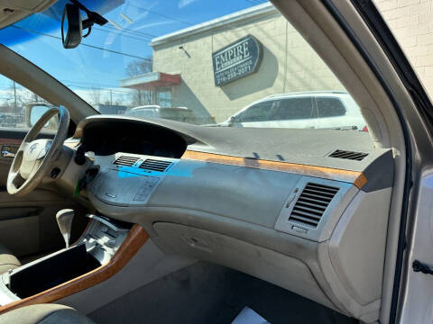 2005 Toyota Avalon XLS