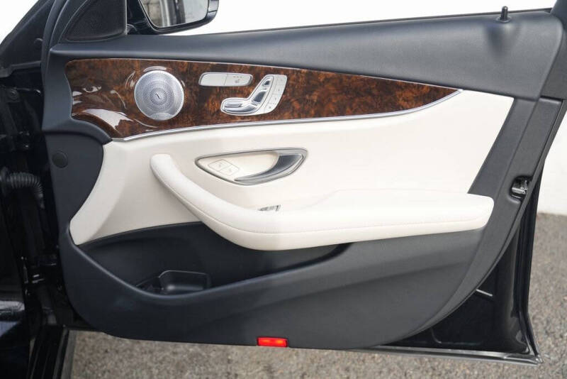 2019 Mercedes-Benz E-Class E 300 4MATIC