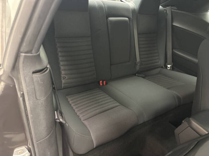 2012 Dodge Challenger SXT