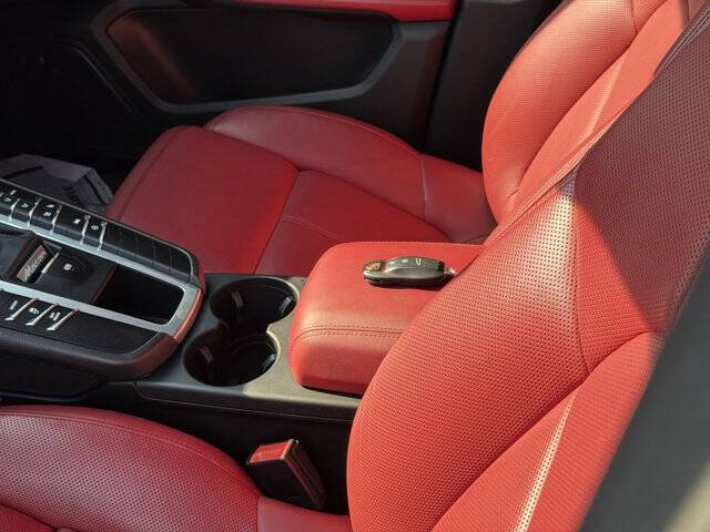 2020 Porsche Macan
