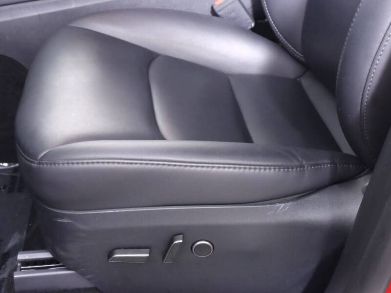 2024 Tesla Model Y Performance