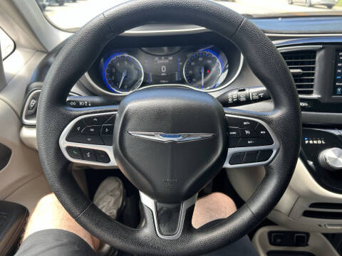 2020 Chrysler Pacifica Touring