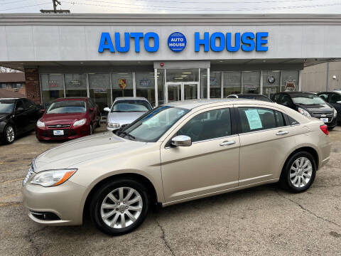 2013 Chrysler 200 for sale at Auto House Motors - Downers Grove in Downers Grove IL