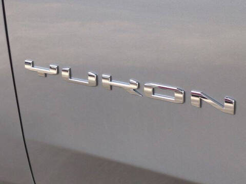2025 GMC Yukon Elevation