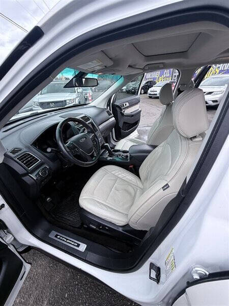 2016 Ford Explorer Platinum