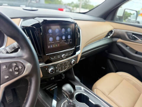 2023 Chevrolet Traverse Premier