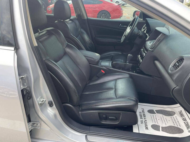 2011 Nissan Maxima 3.5 SV