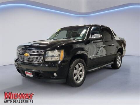 2007 Chevrolet Avalanche for sale at Midway Auto Outlet in Kearney NE