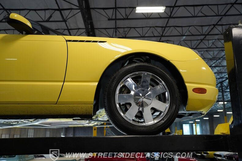 2002 Ford Thunderbird Deluxe