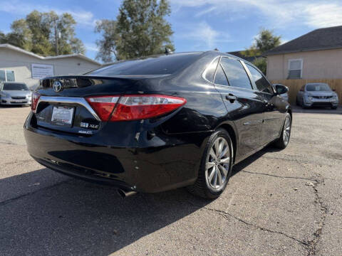 2015 Toyota Camry Hybrid