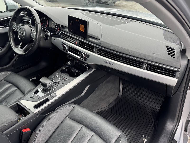 2017 Audi A4 2.0T quattro Premium