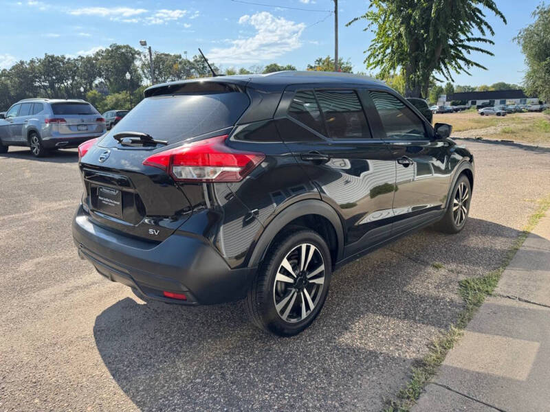2019 Nissan Kicks S