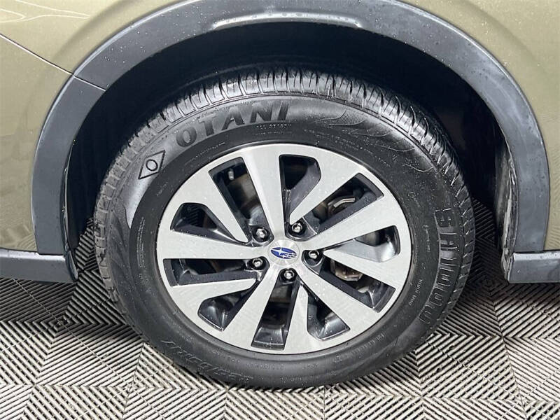 2022 Subaru Outback Premium