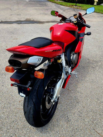 2005 Honda CBR1000RR