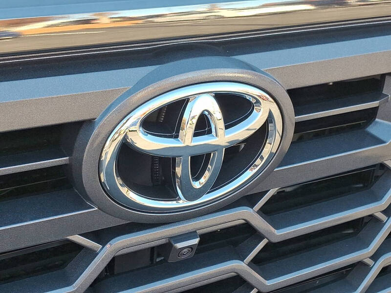 2026 Toyota Tundra Platinum HV