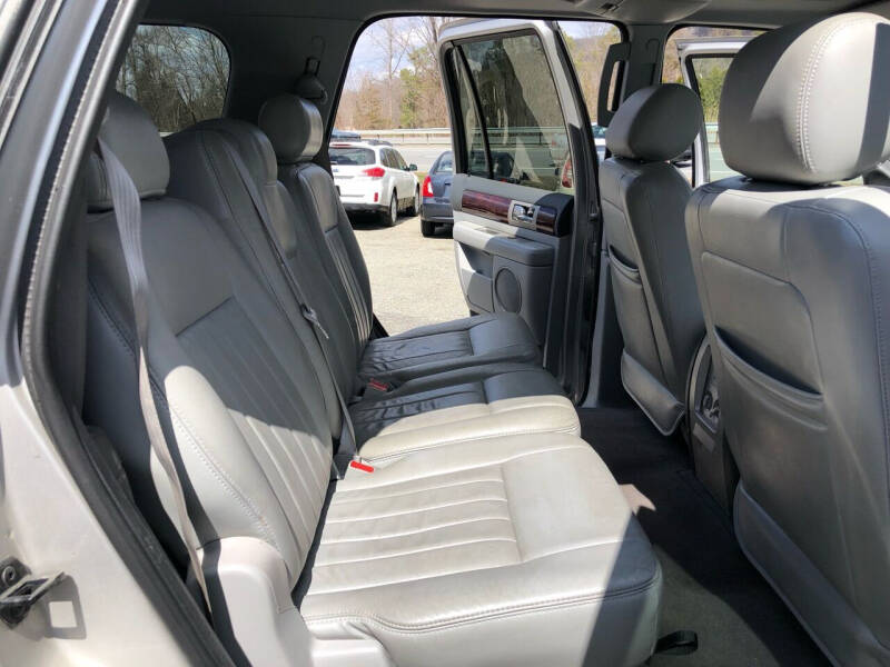 2004 Lincoln Navigator Luxury