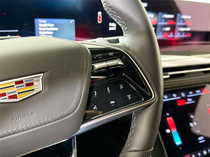 2025 Cadillac Escalade-V