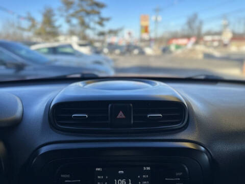 2016 Kia Soul +
