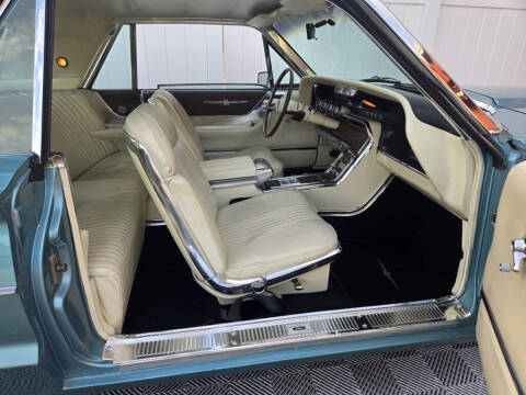 1964 Ford Thunderbird