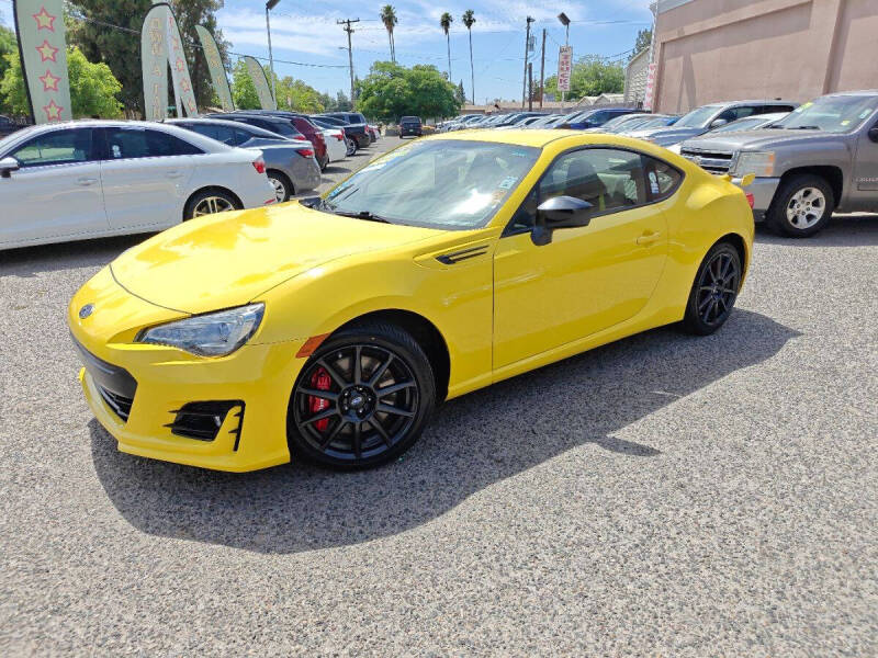 2017 Subaru BRZ Series.Yellow