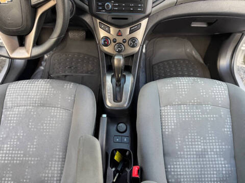 2013 Chevrolet Sonic LS Auto